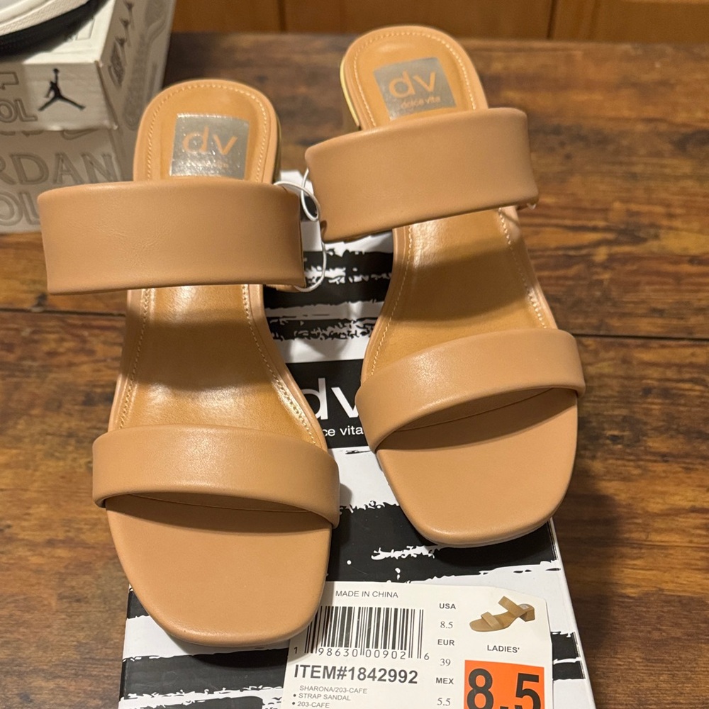 DV by Dolce Vita Women's Sharona Block Heel Sandals size 8.5
